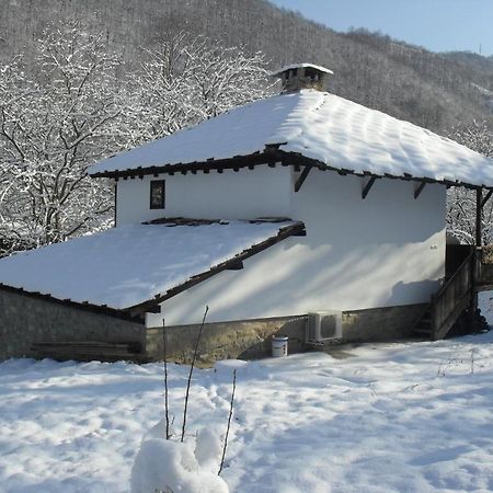 Къща Балканец Balkanets (Lovech) Extérieur photo