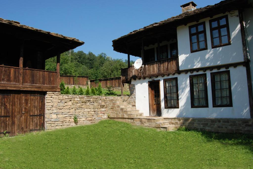 Къща Балканец Balkanets (Lovech) Extérieur photo